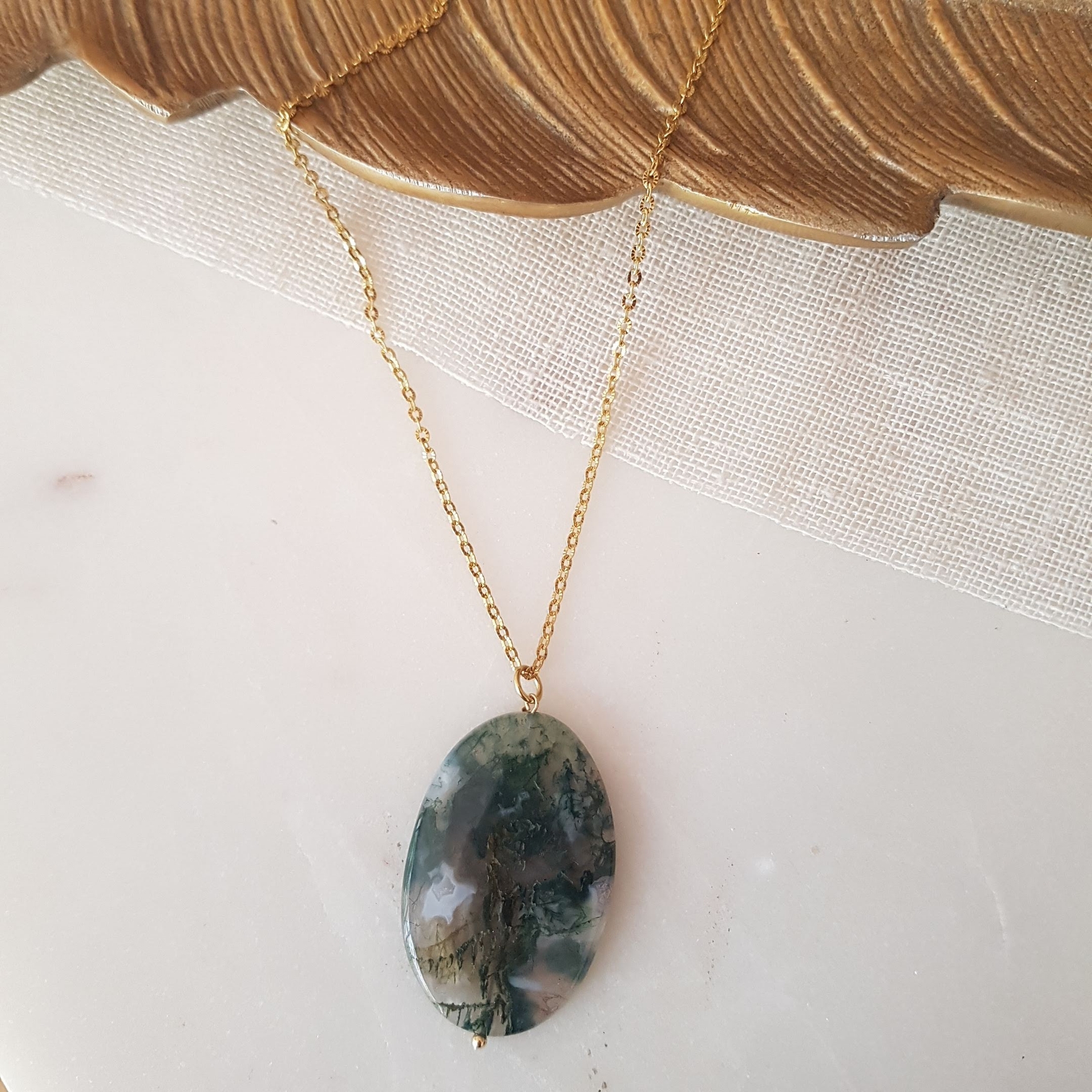 d0da1e6b9bd75ccb7cfee1a317caebe1ffffefb4546e41f4f7bd2205a7692522 (1) Meladi Moss Agate Necklace - Image 1