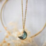 Κολιέ Σελήνη Tandava με Λαβραδορίτη – Χειροποίητο Ginandger - Image 2