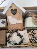 Meladi Boho Gift Box “Mama’s Harmony” – Κουτί Δώρου με Κερί Σόγιας, Κόσμημα & Φυσικές Πέτρες - Image 2