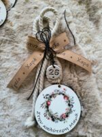 Χειροποίητο γούρι 2026 ξύλινο μαμά