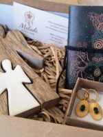Boho Zen Gift Box Meladi – Χειροποίητος Ξύλινος Άγγελος, Σκουλαρίκια & Notebook - Image 3