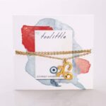 Χειροποίητο Κολιέ-Γούρι 2026 με Ματάκι Σμάλτου & Χρυσή Αλυσίδα - Image 3