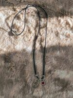 Χειροποίητο κολιέ γούρι φτερό