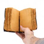 Χειροποίητο Χοντρό Δερμάτινο Τετράδιο The Stories I Tell Myself – 13 x 10 cm - Image 5