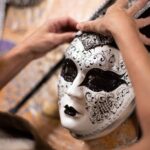 Χειροποίητη Βενετσιάνικη Μάσκα Dame 5 Ricci (5 μπούκλες) – Συλλεκτική - Image 4