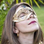 Χειροποίητη Βενετσιάνικη Μάσκα Colombina Lamè Bronze – Χρυσή Λεπτομέρεια - Image 2