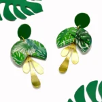 Boho Tropical Σκουλαρίκια Monstera με Ρητίνη – Πράσινα & Χρυσά Χειροποίητα Σκουλαρίκια - Image 2