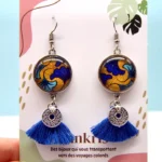Boho Ethnic Σκουλαρίκια African Wax με Πομ Πομ – Μπλε & Κίτρινα Χειροποίητα Σκουλαρίκια