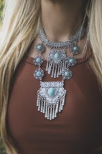 Boho Statement Κολιέ Πολυεπίπεδο με Γεωμετρικά Μοτίβα – Casablanca Collection 2 - Image 5