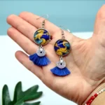 Boho Ethnic Σκουλαρίκια African Wax με Πομ Πομ – Μπλε & Κίτρινα Χειροποίητα Σκουλαρίκια - Image 2