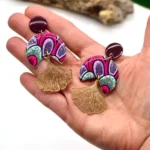 Χειροποίητα Σκουλαρίκια Ginkgo με Ρητίνη & African Wax – Ροζ & Μωβ Ethnic Σκουλαρίκια - Image 4