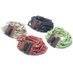 Χειροποίητο Boho Βραχιόλι με Πολύχρωμες Χάντρες & Ξύλινο Κούμπωμα Καρύδας